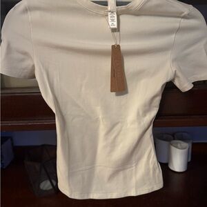 SKIMS Short Sleeve Crewneck Tee in Cream